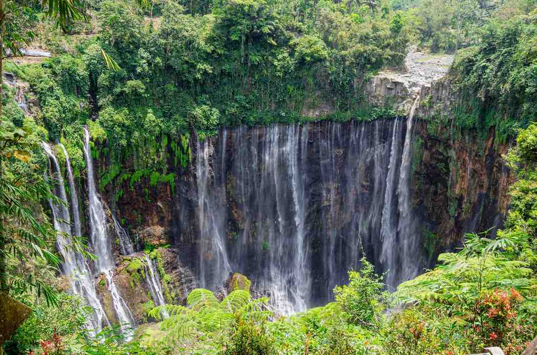 Air Terjun Tumpak Sewu - Explore Java Tour